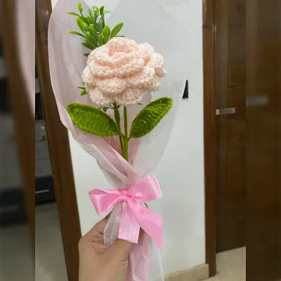 WallMantra Single Peach Crochet Blossom