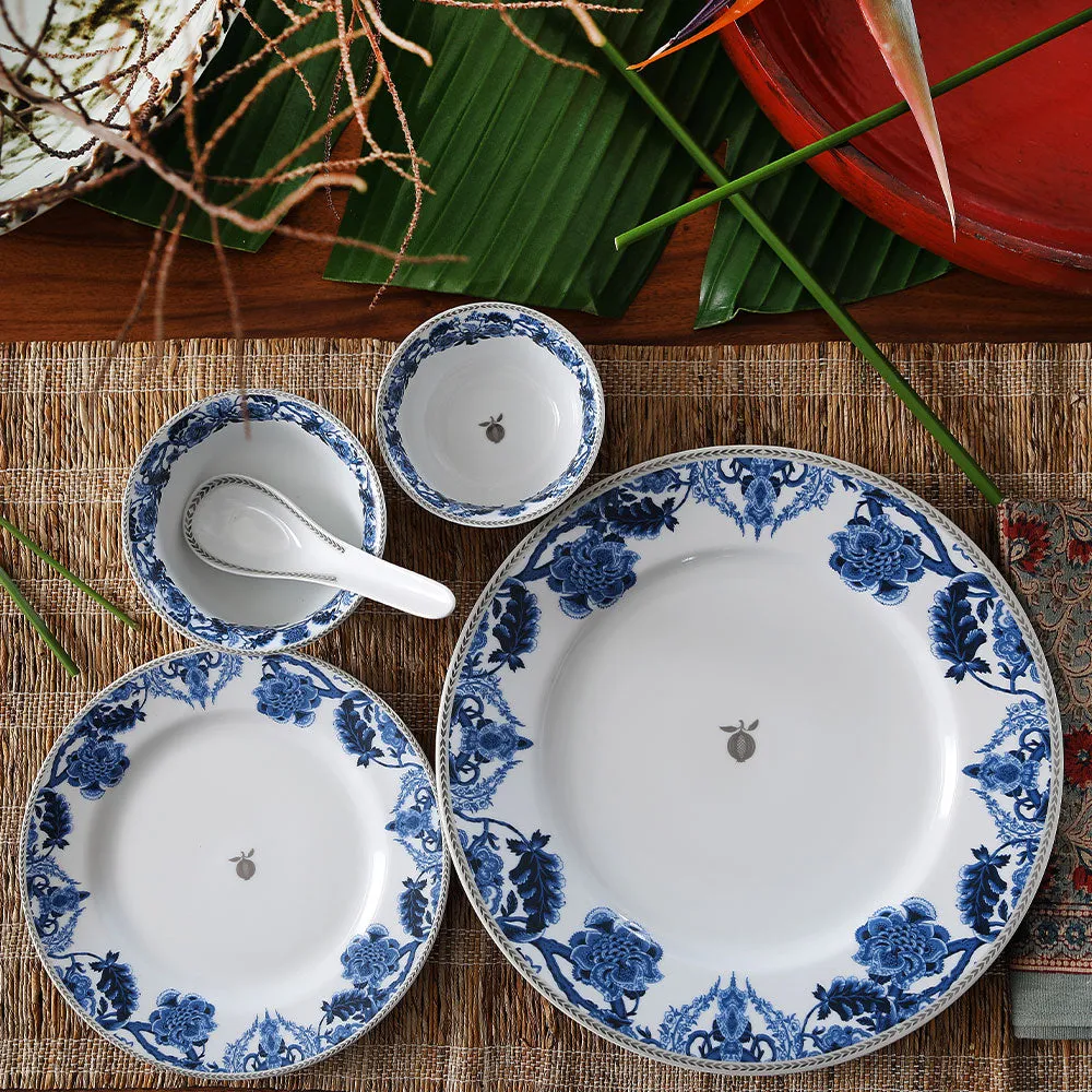 Blue Dreamy Designer Porcelain Dinner Set Of 18