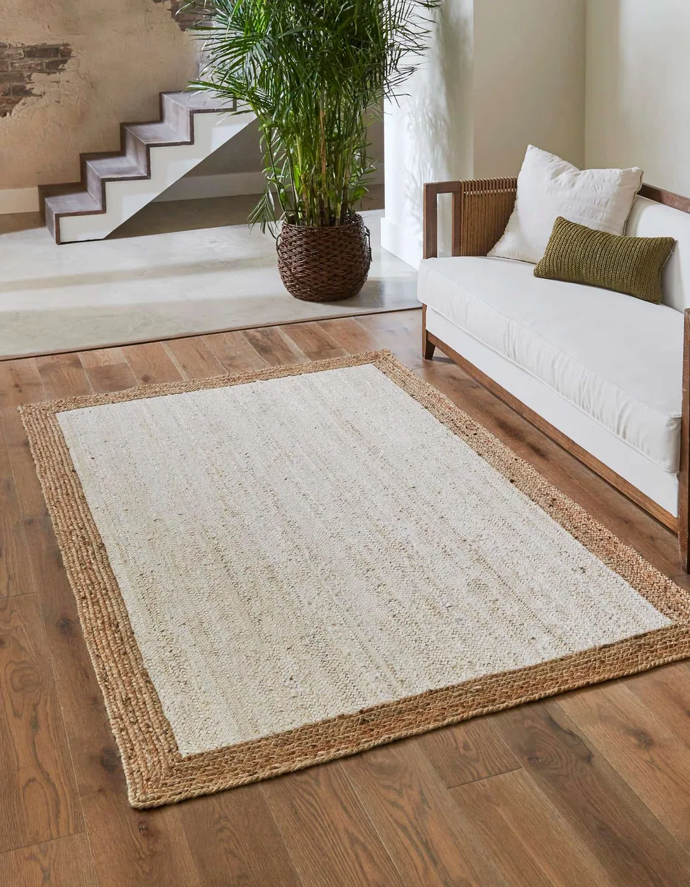 Bordered Hand Woven Traditional Jute Rug