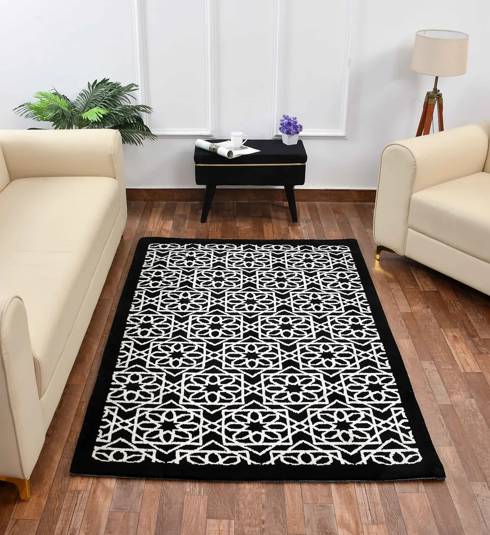 Classic Black and White Geometric Print Polyester Carpet