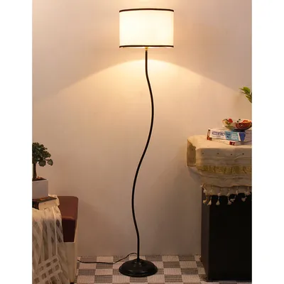 Deigner Wavy Floor Lamp With Drum Shape Cotton Shade