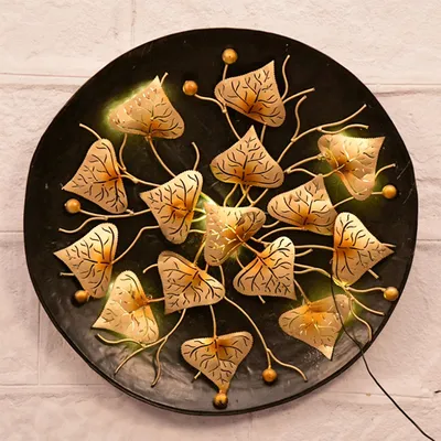 Encarved Artistic Metal Wall Plate