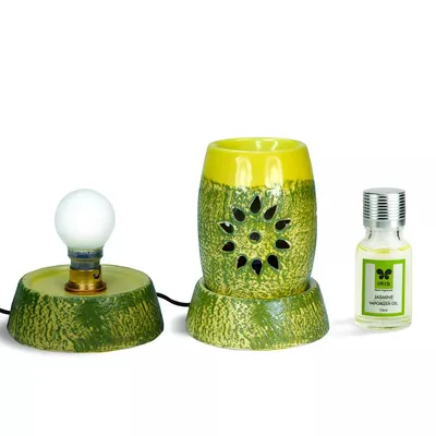 Green Electric Vaporizer With 15 ml Aroma Oil ( Amber Rose / Lavender / Ocean Dream / Jasmine)