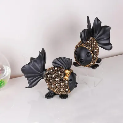 Luxe Polyresin Fish Figurine Table Decor With Golden Accents
