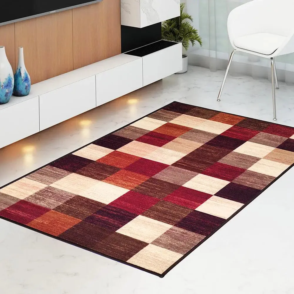 Maroon Color Blocked Printed Premium Area Carpet ( 3 ft x5 ft & 4 ft x 6 ft )