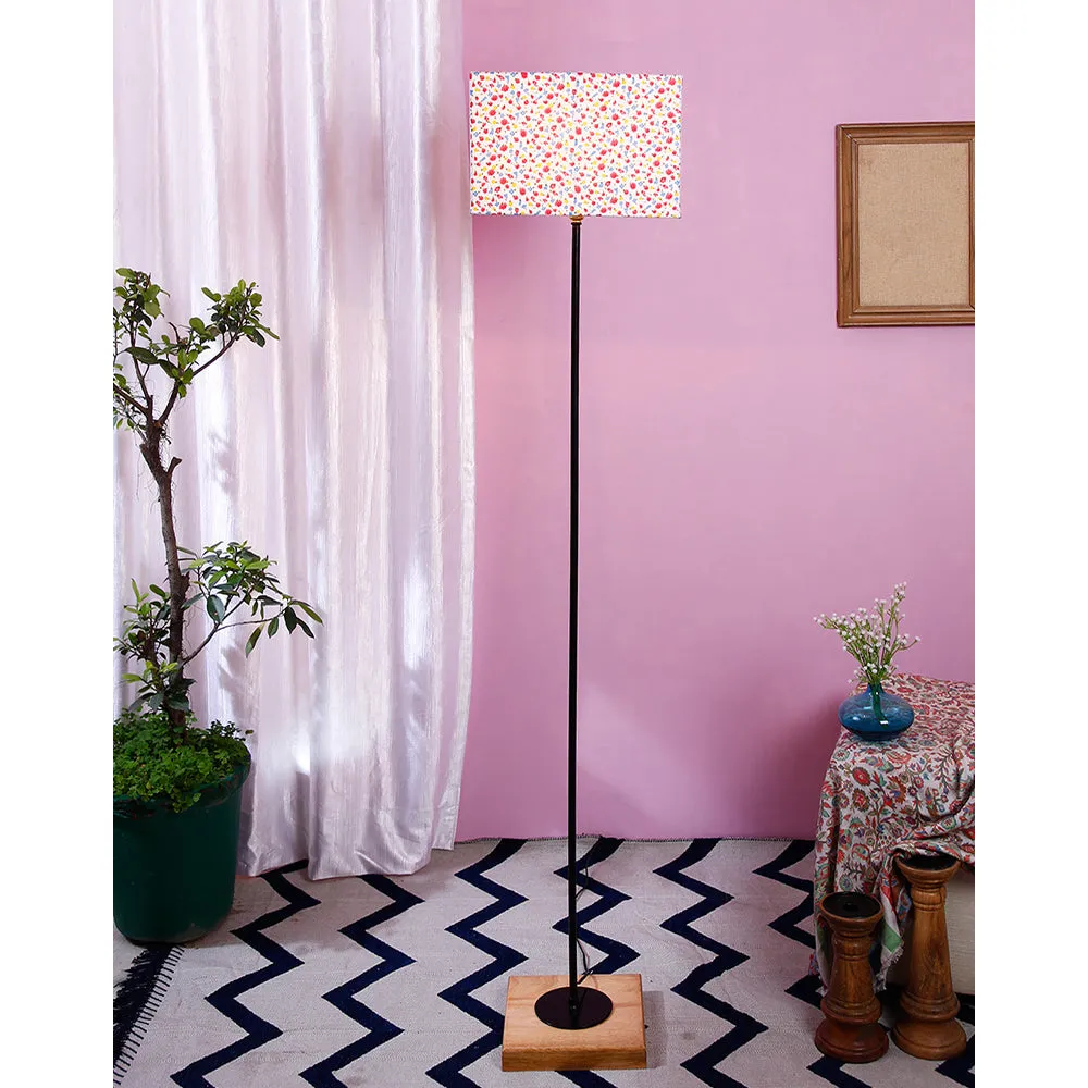 Minimalist Stick Floor Lamp With Wooden Base & Sqaure Shade