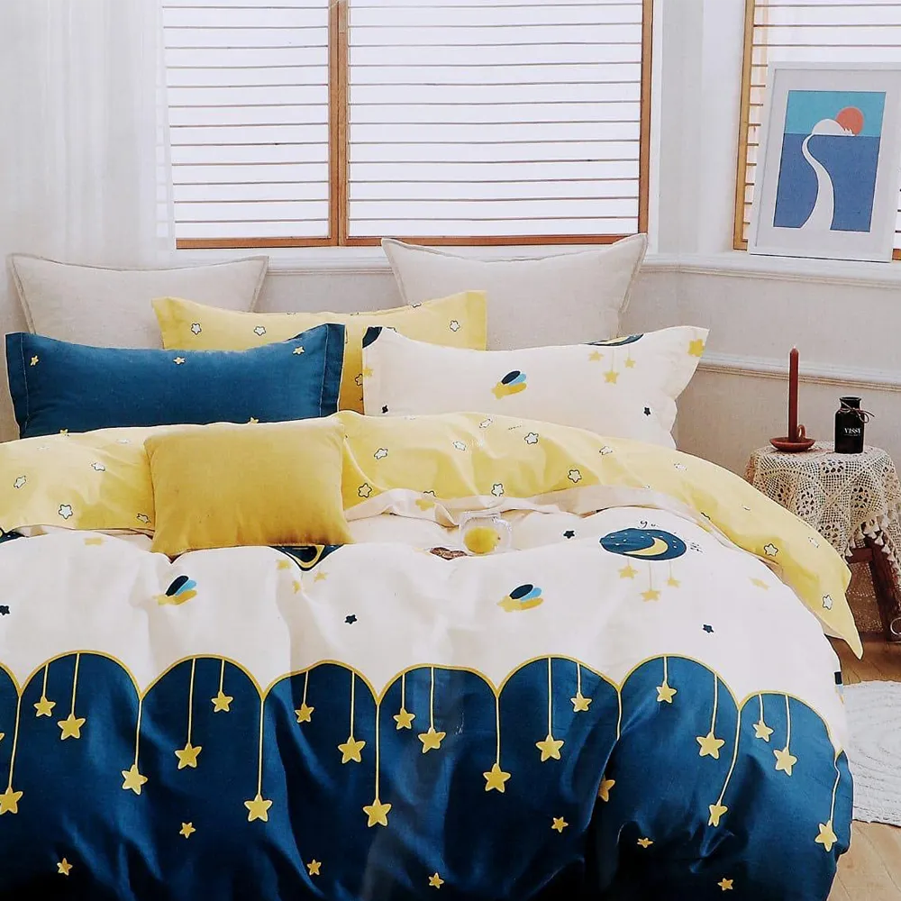 Starry Night Kids Print Double Bedsheet With 2 Pillow Covers (White)