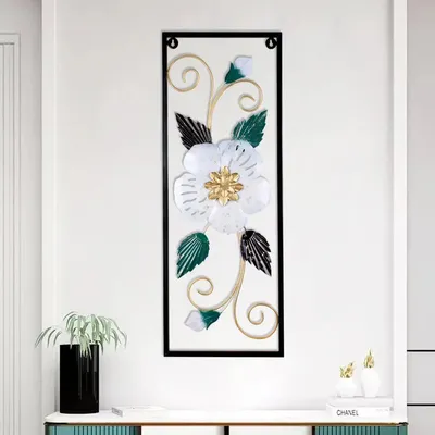 Stunning Handmade Floral Art Metal Wall Decor (White and Green)