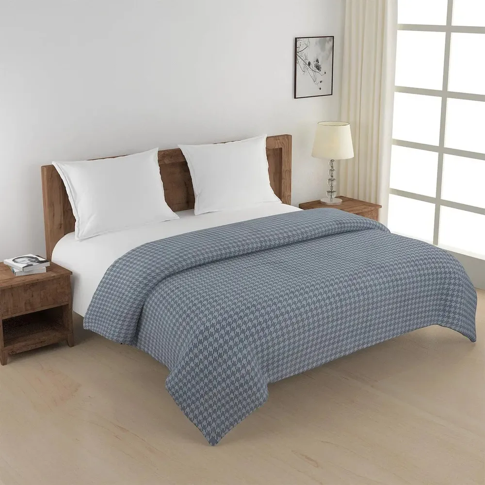 Swayam Geometric Pattern Grey Pure Cotton Double Bed Comforter