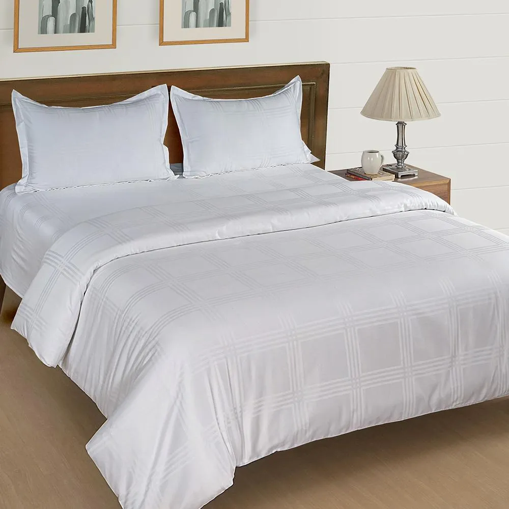 Swayam Gloss White Saffron Premium Double Bed Sheet with 2 pillow covers