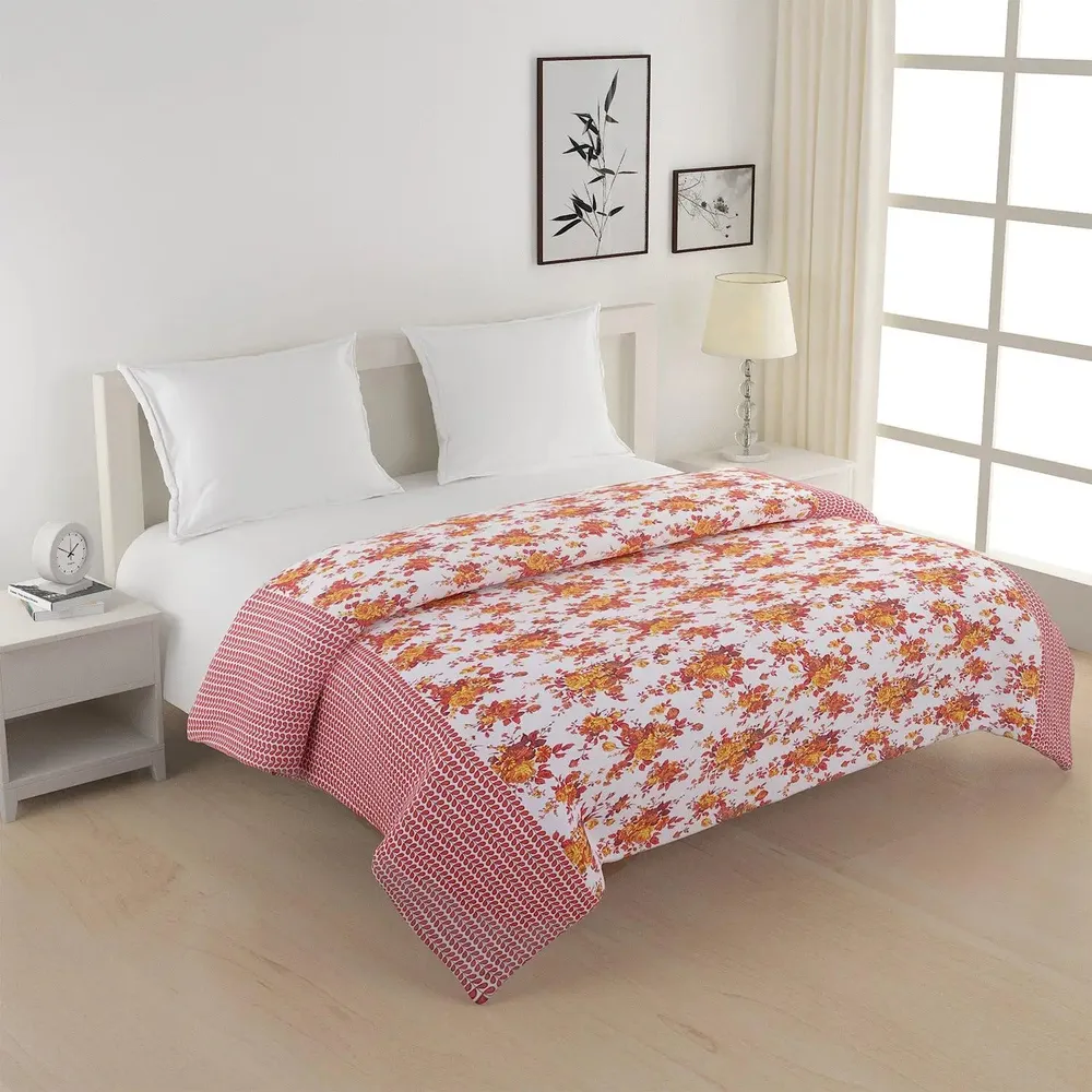 Swayam Multicolor Floral Pattern Double Bed Winter Quilt