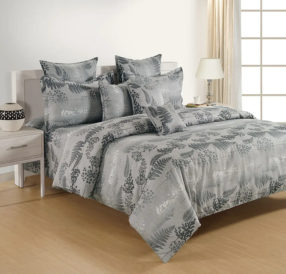 Swayam Zinnia Grey & Black Floral Cotton Fitted Double Bed Sheet